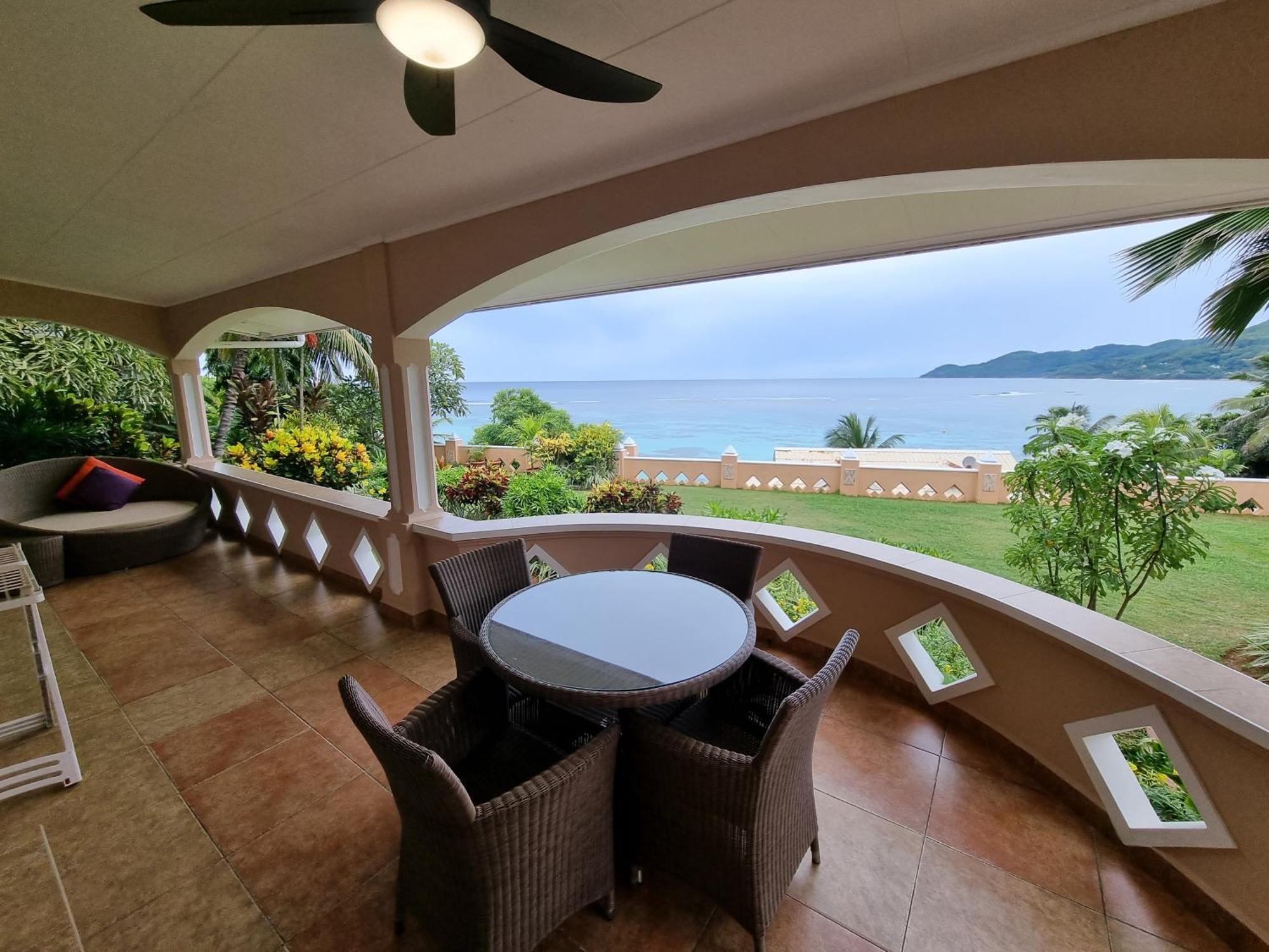Au Fond De Mer View Anse Royale Room photo