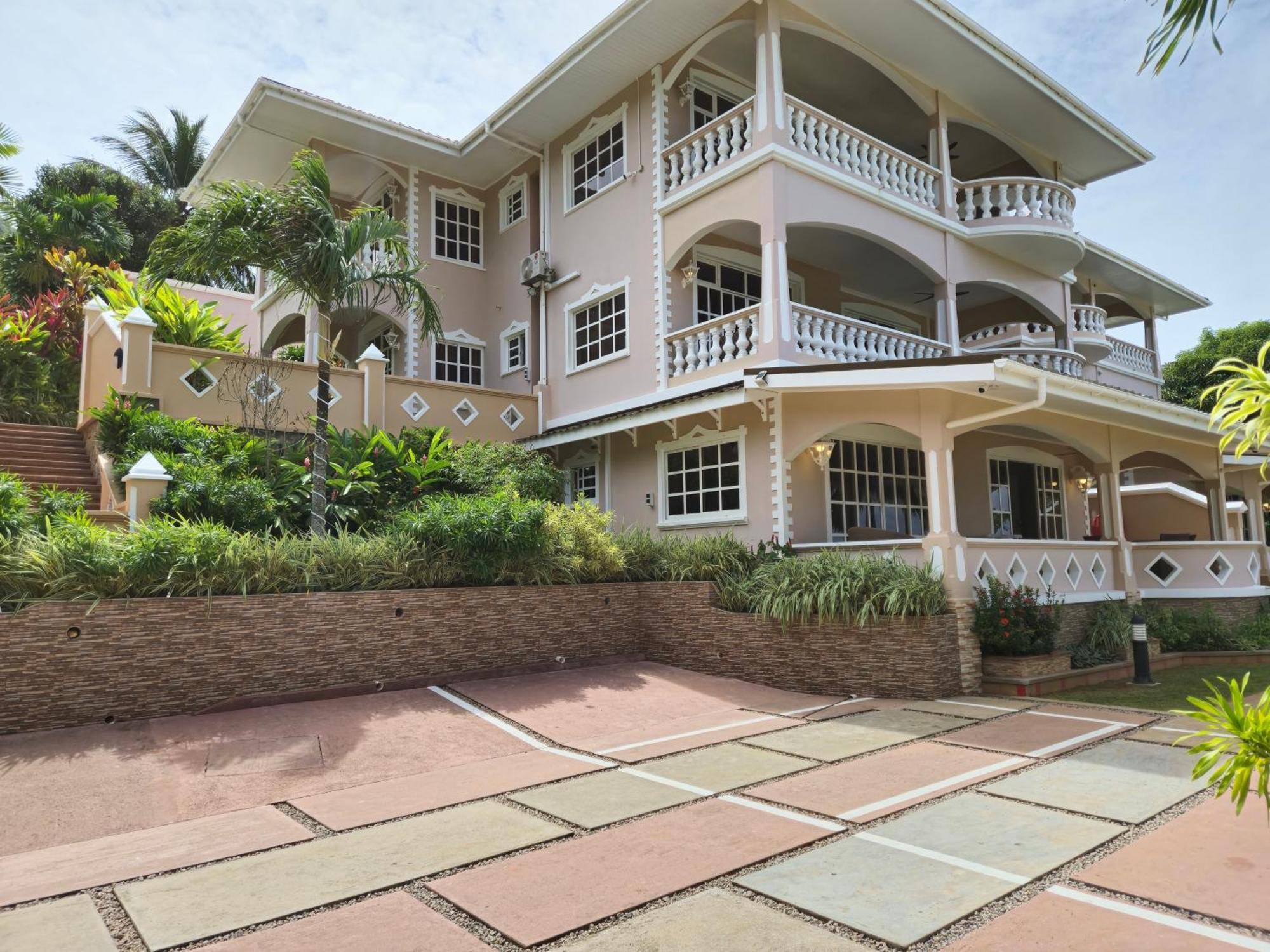Au Fond De Mer View Anse Royale Exterior photo