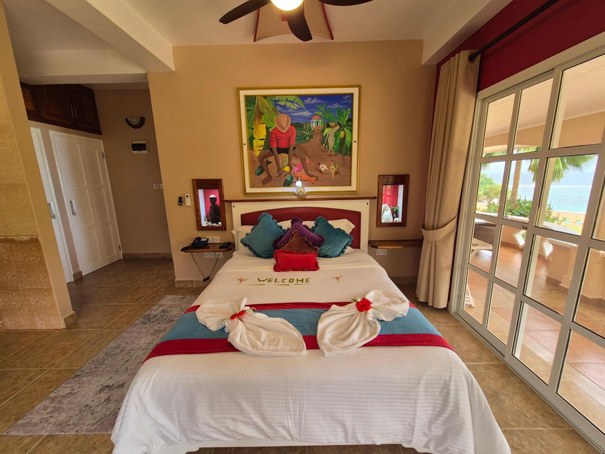 Au Fond De Mer View Anse Royale Exterior photo