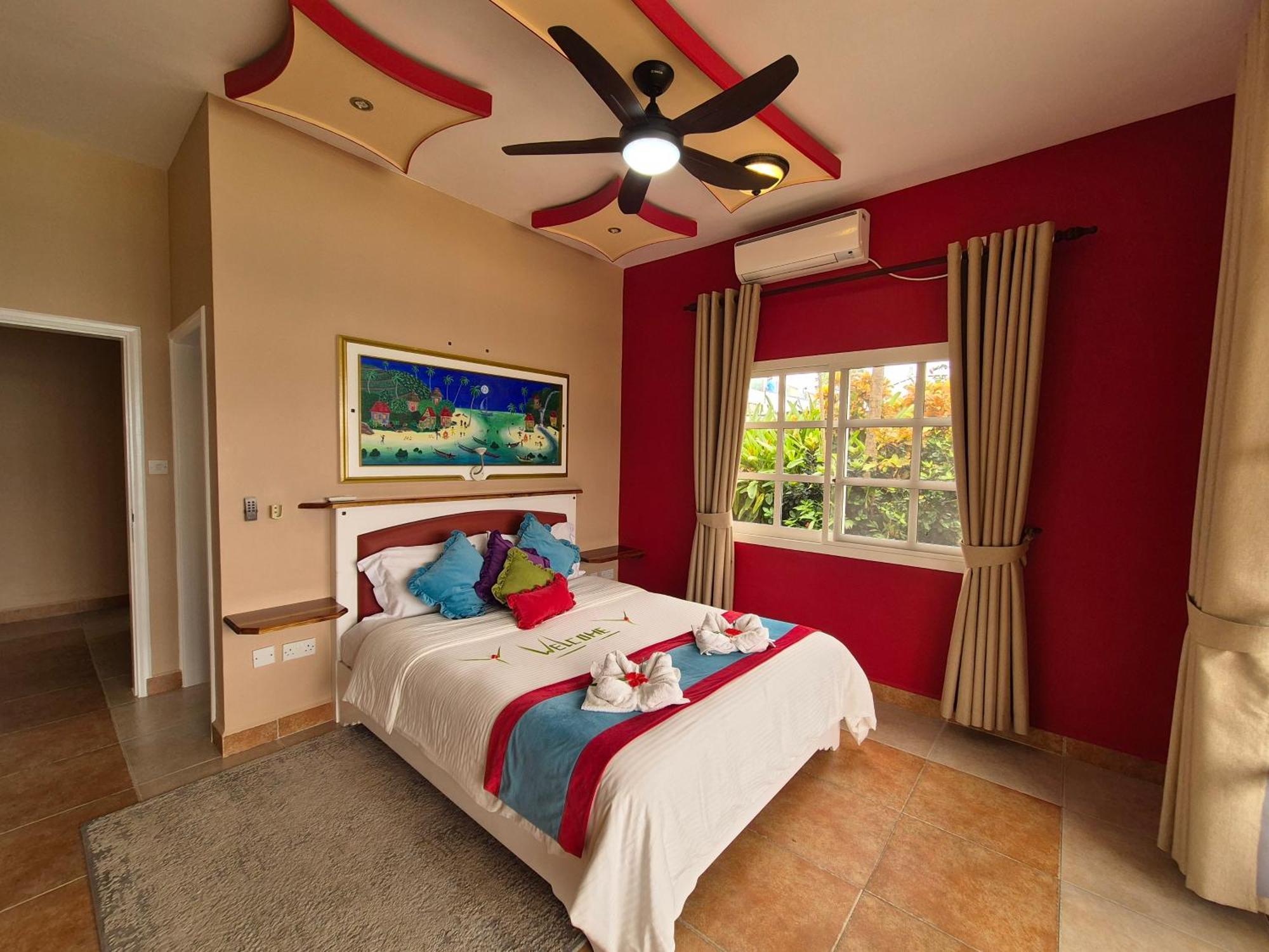 Au Fond De Mer View Anse Royale Exterior photo